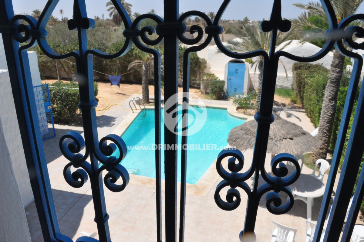 L 137 -                            Koupit
                           Villa avec piscine Djerba